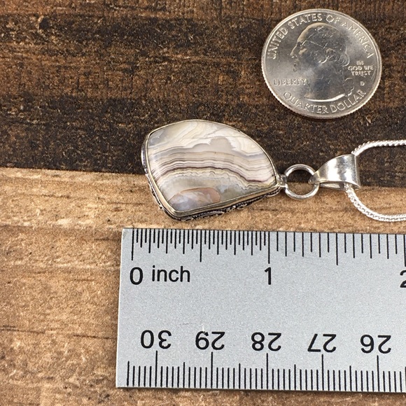 Laguna Agate Stone Pendant Necklace - Picture 9 of 12